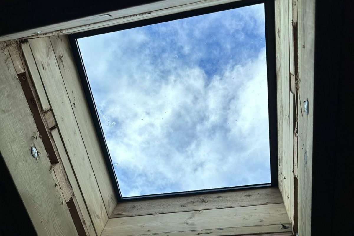 Aluminium Framed Rooflight – Triple Glazed – 800 x 1500 mm - Image 4