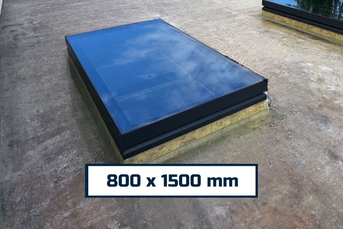 Aluminium Framed Rooflight – Triple Glazed – 800 x 1500 mm - Image 1
